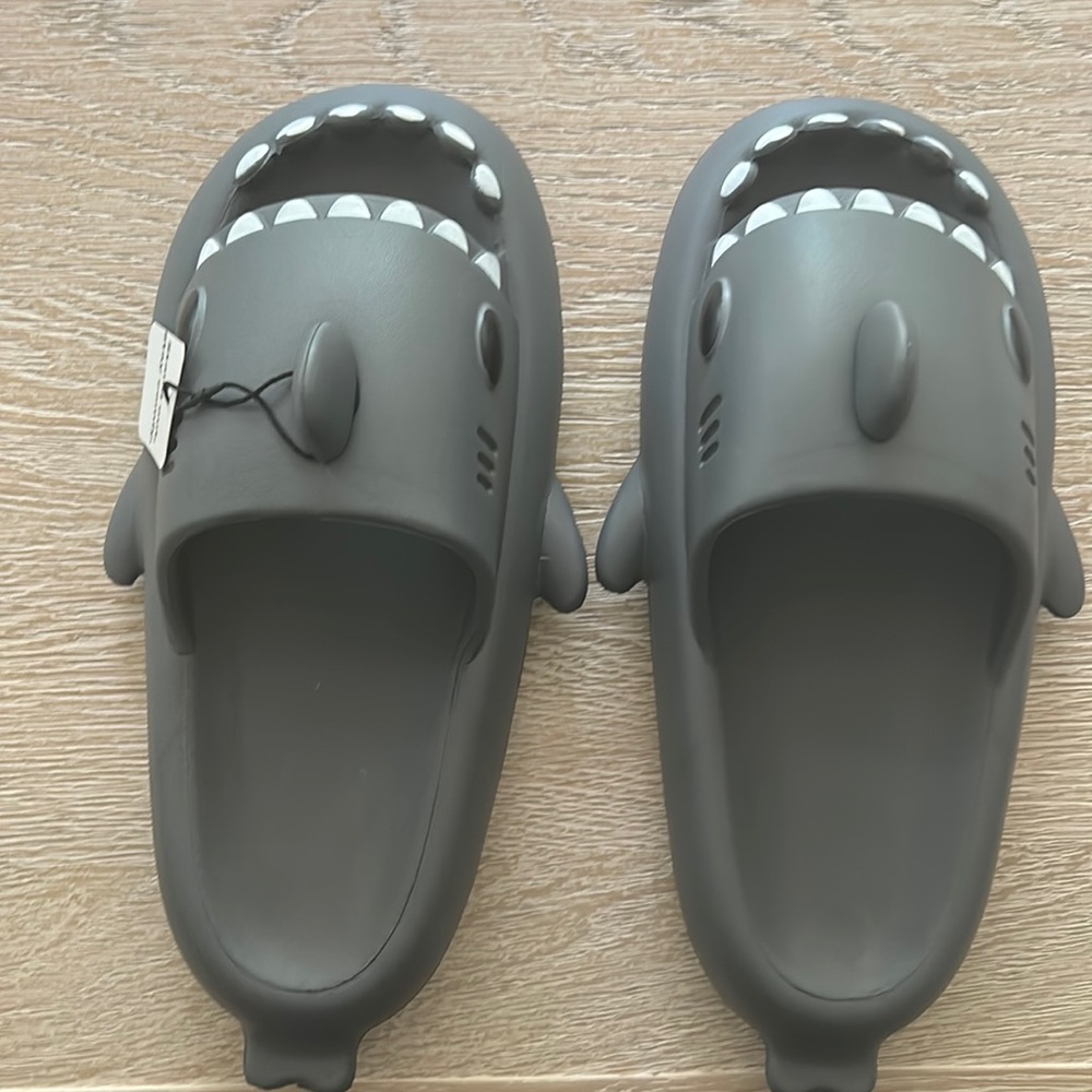 Slidely Shark Slides
